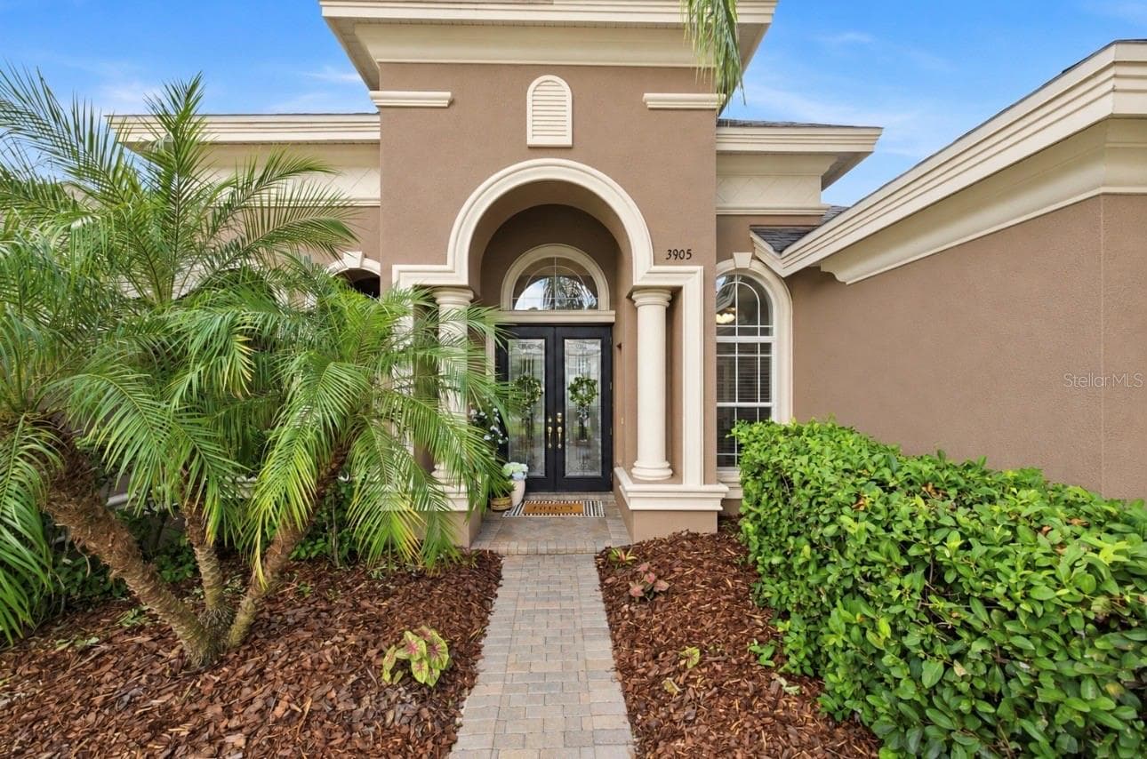 Front walkway - 3905 SORREL VINE DR, WESLEY CHAPEL