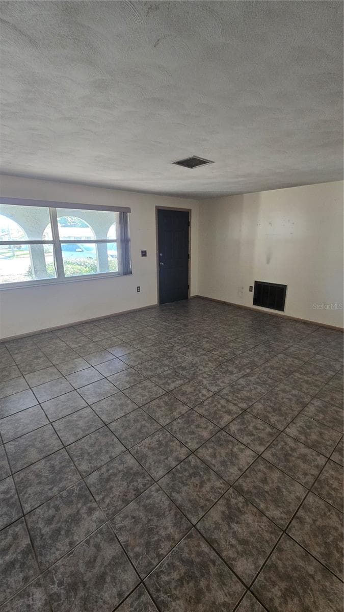 Single Family Residence at 6123 MOOG RD, NEW PORT RICHEY, photo 3 of 36