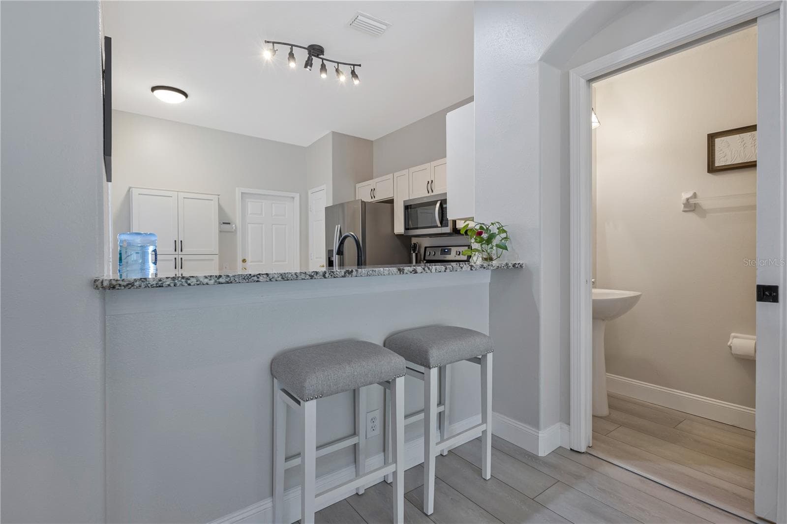 Townhouse at 5350 60TH AVE N, ST PETERSBURG, photo 9 of 38