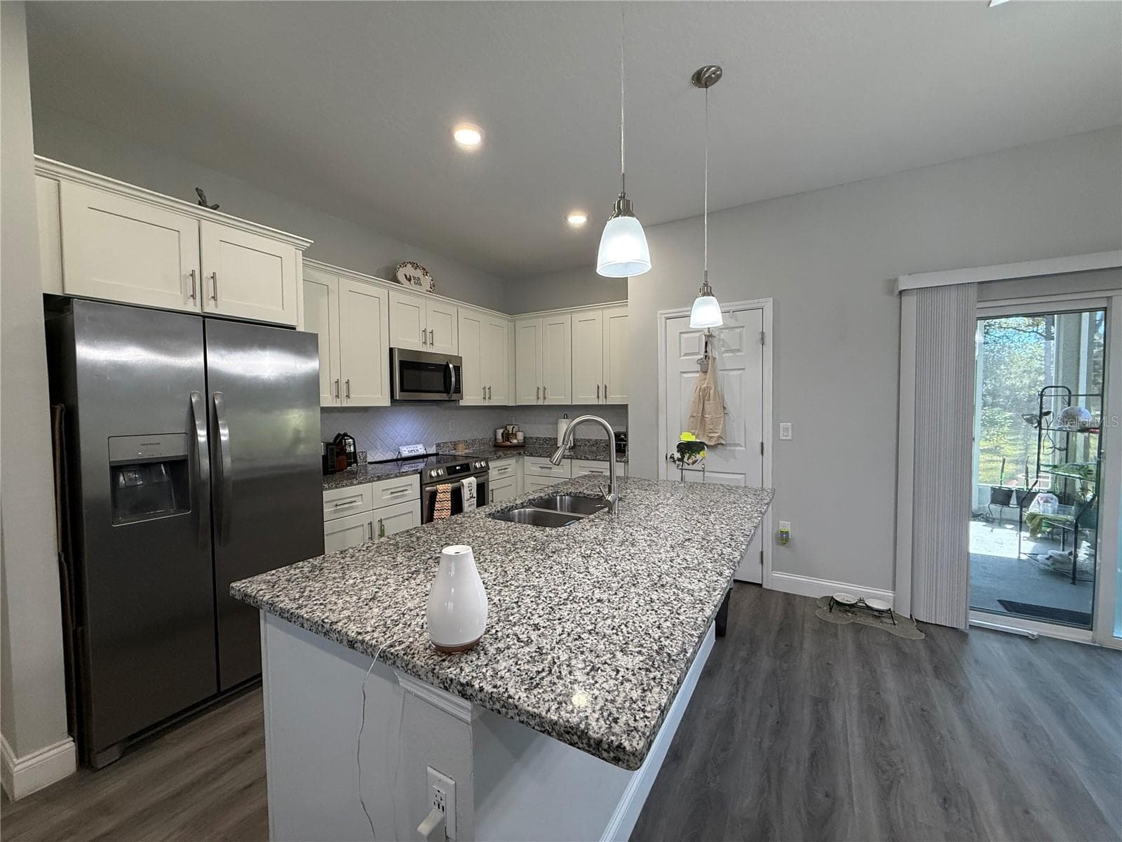 Single Family Residence at 15543 SW 60TH CT, OCALA, photo 9 of 35