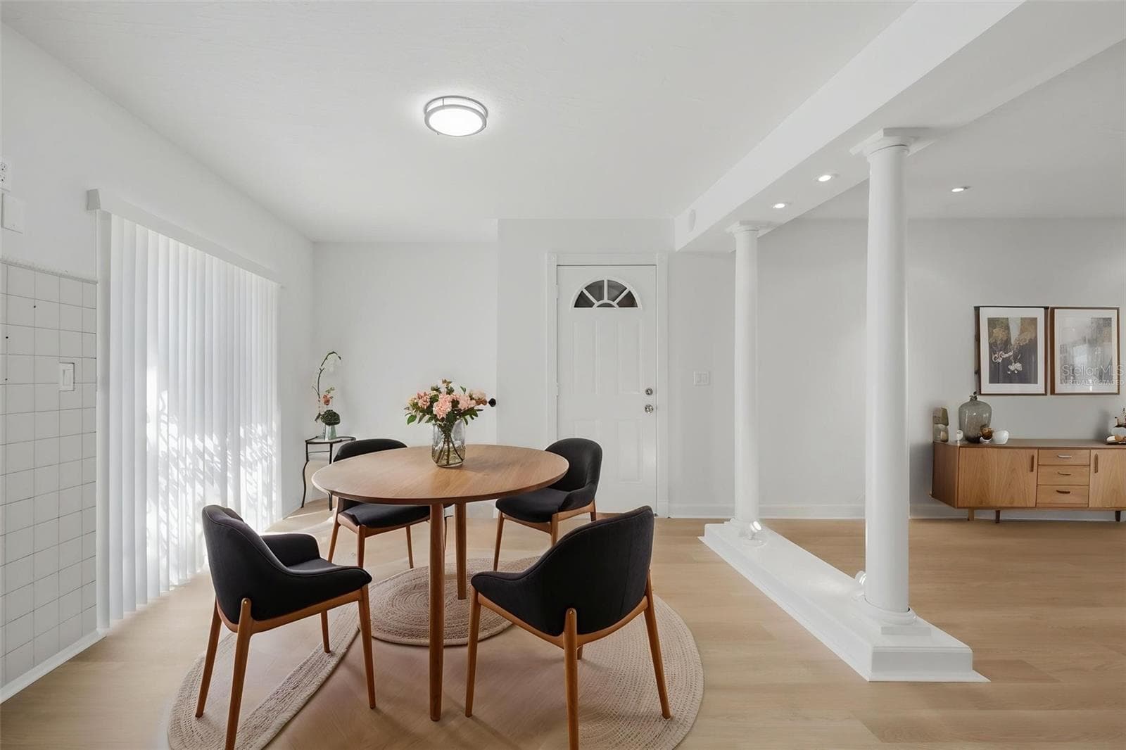 Virtually staged - 3010 EMERSON AVE S, ST PETERSBURG
