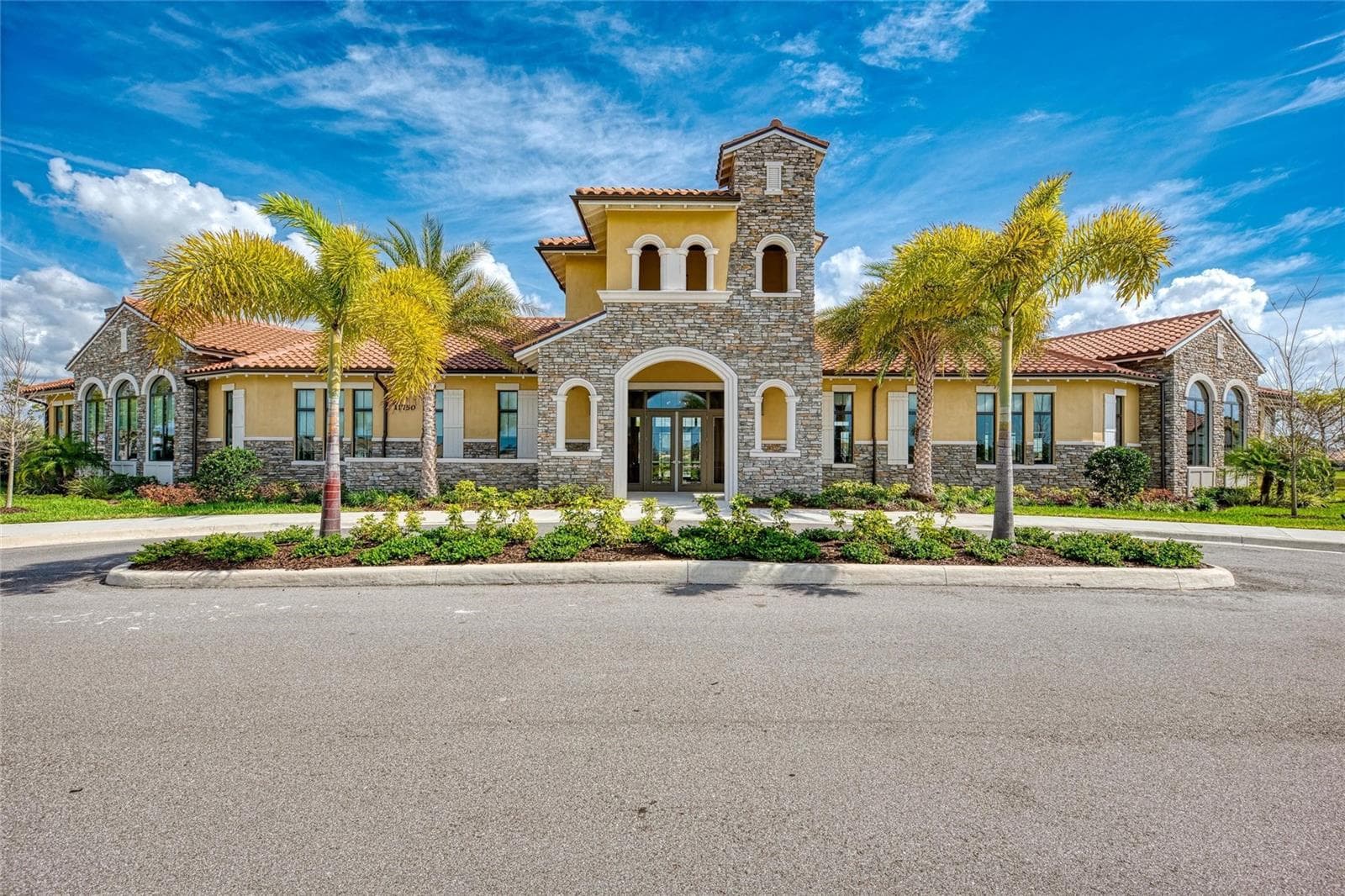 Single Family Residence at 11481 RENAISSANCE BLVD, VENICE, photo 67 of 93
