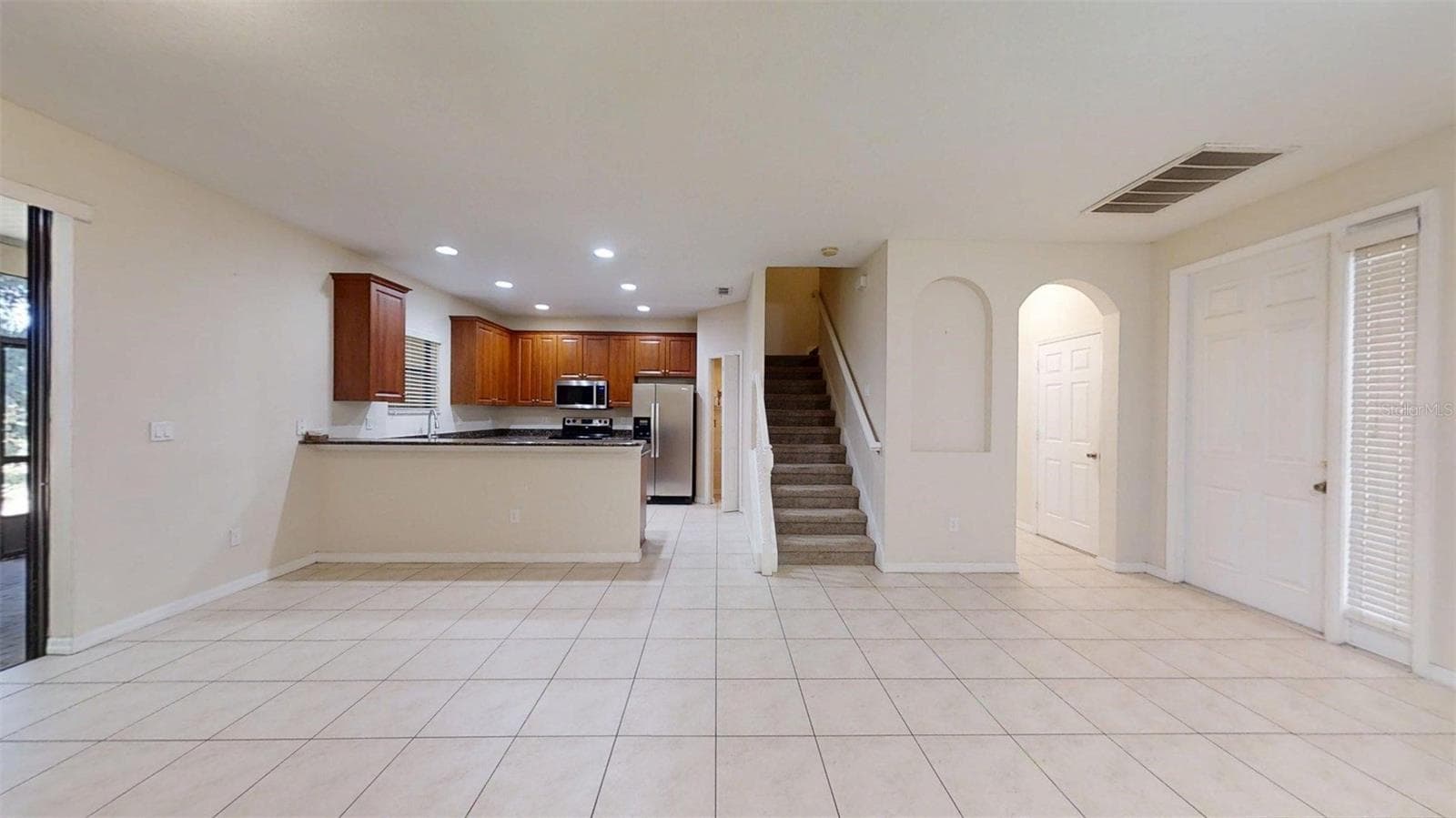 Townhouse at 1370 PACIFIC RD, POINCIANA, photo 7 of 38