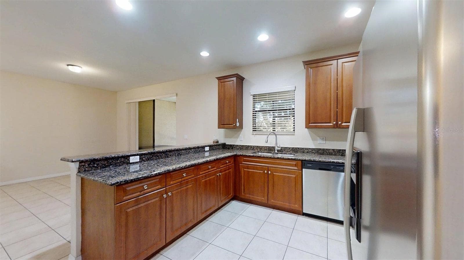 Townhouse at 1370 PACIFIC RD, POINCIANA, photo 17 of 38