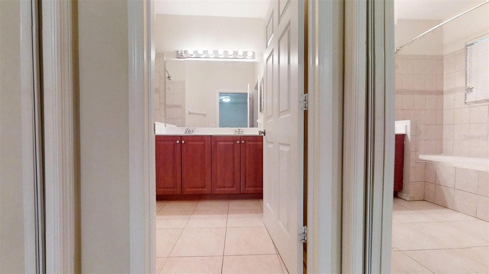 Townhouse at 1370 PACIFIC RD, POINCIANA, photo 24 of 38