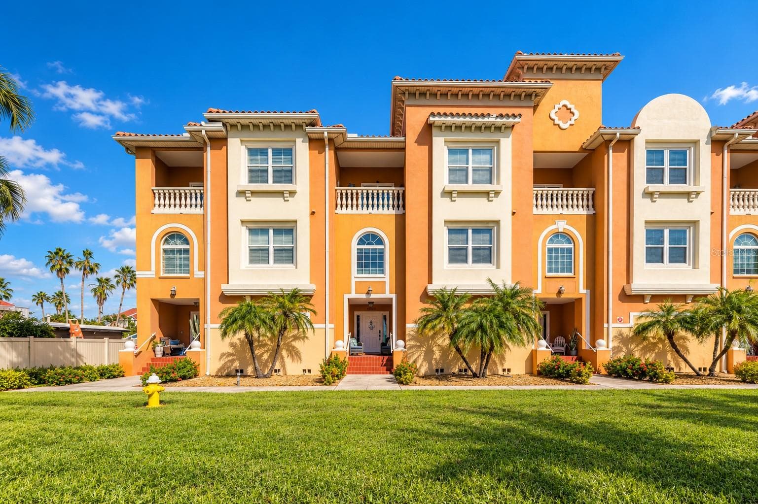 Townhouse at 19217 GULF BLVD, INDIAN SHORES, photo 3 of 43