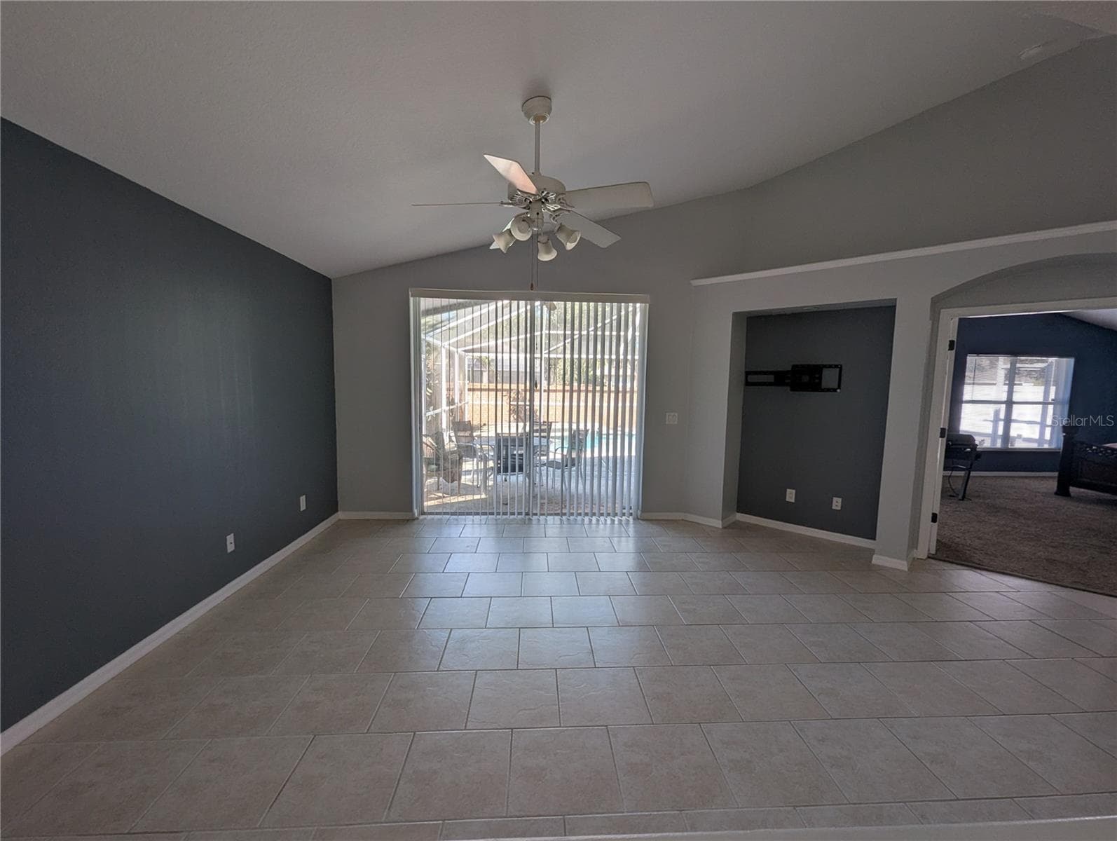 Single Family Residence at 6907 FREEPORT RD, RIVERVIEW, photo 25 of 47