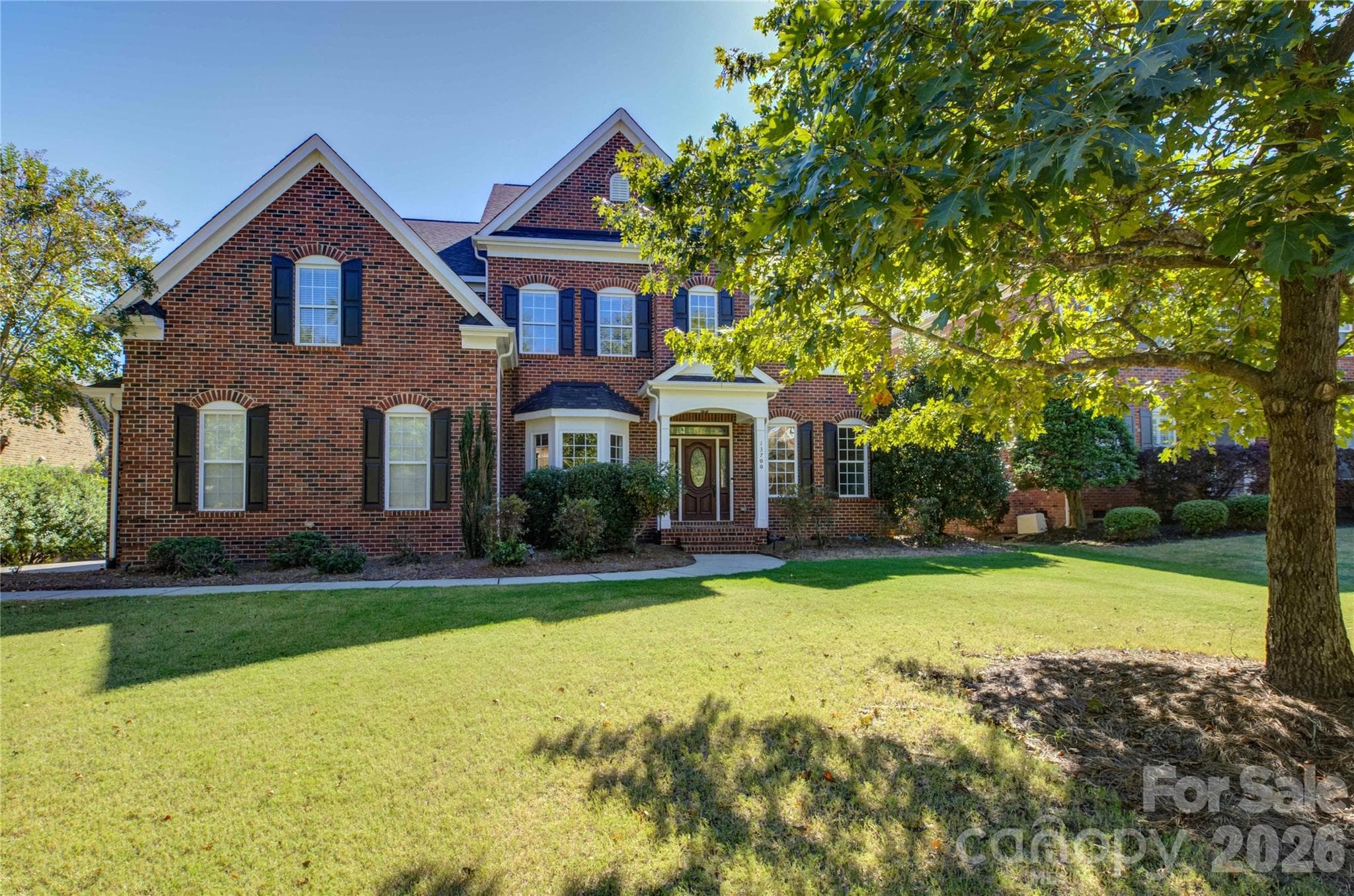 Welcome to 13700 Glen Abbey - 13700 Glen Abbey Drive, Charlotte