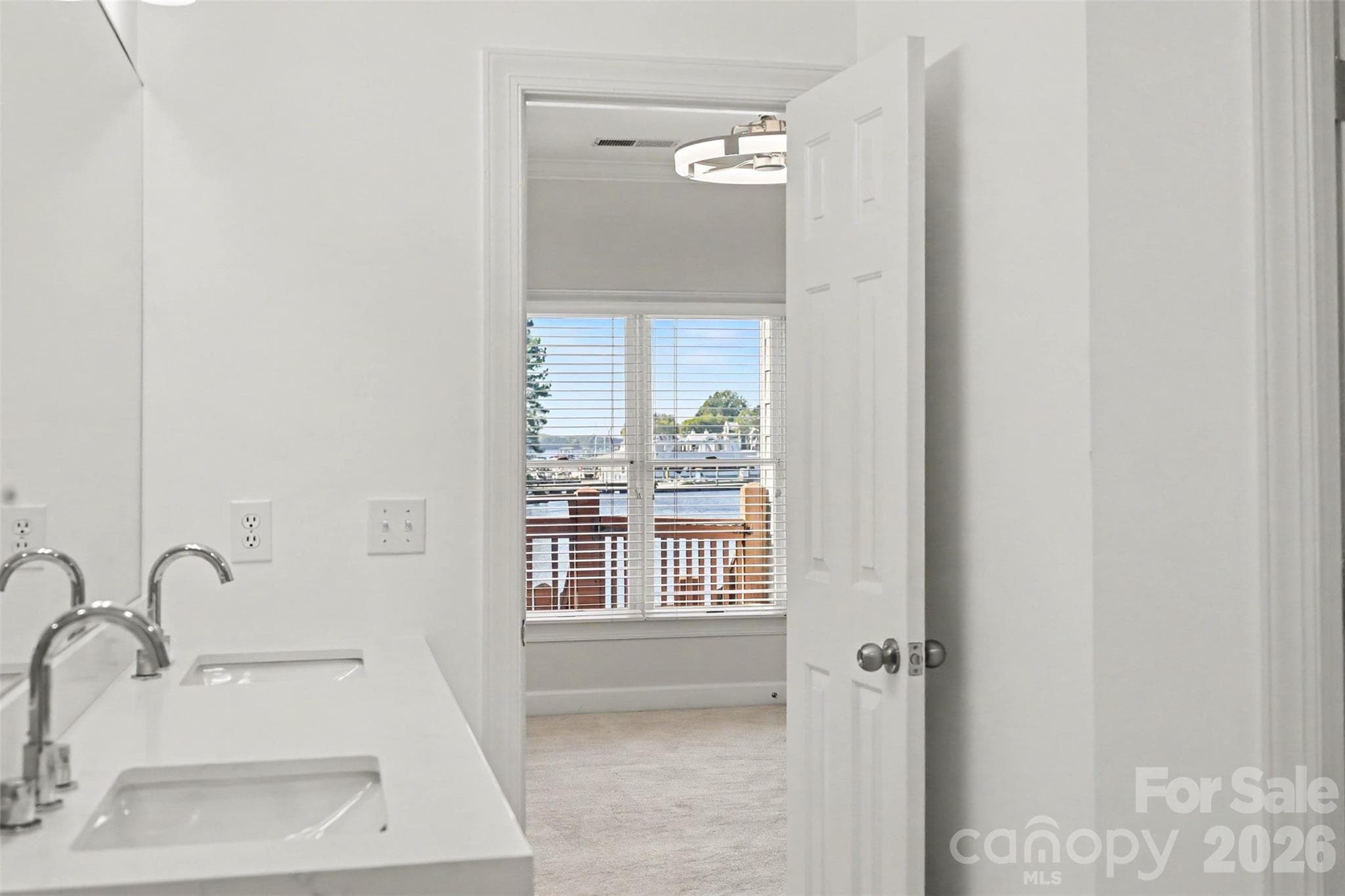 Condominium at 18726 Nautical Drive, Cornelius, photo 6 of 41