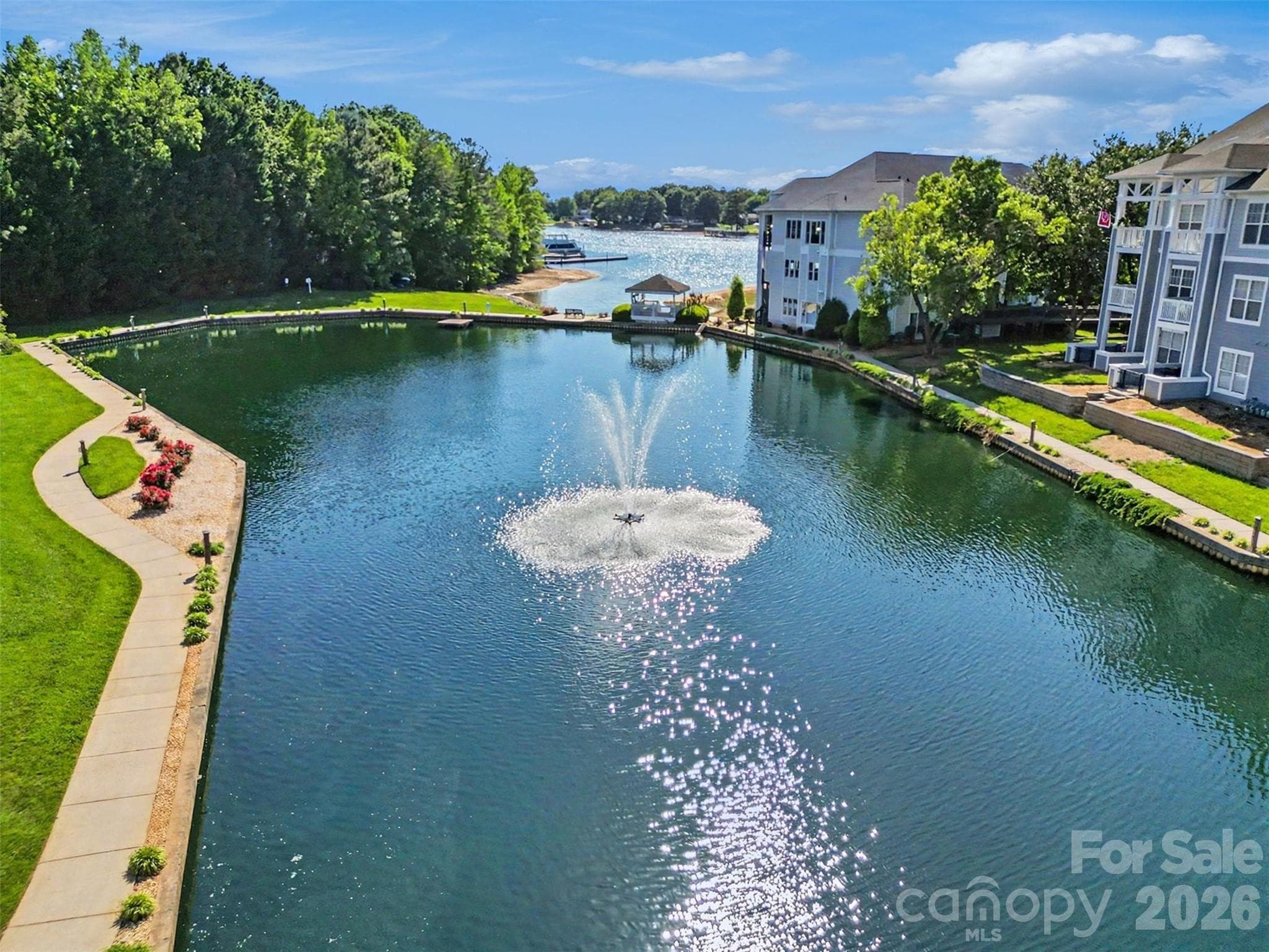 Condominium at 18726 Nautical Drive, Cornelius, photo 37 of 41