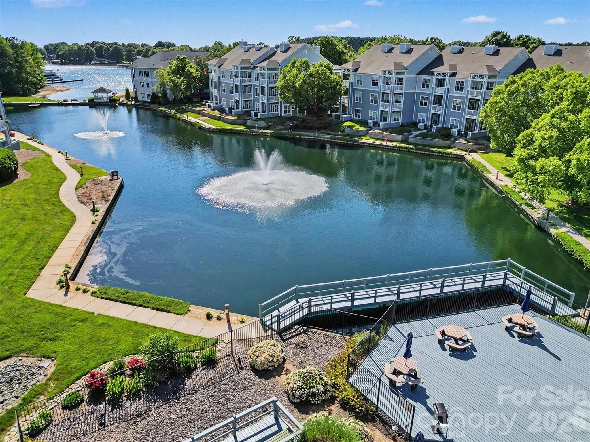 Condominium at 18726 Nautical Drive, Cornelius, photo 38 of 41