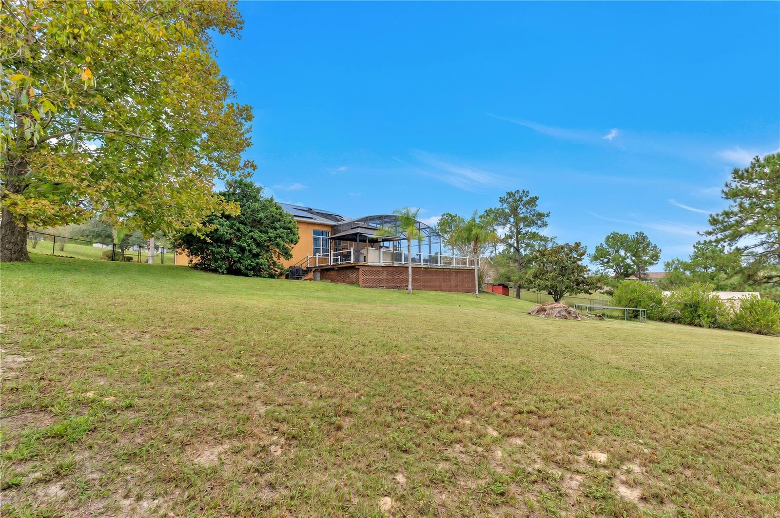 Single Family Residence at 18020 VICTORIAN DR, CLERMONT, photo 39 of 47