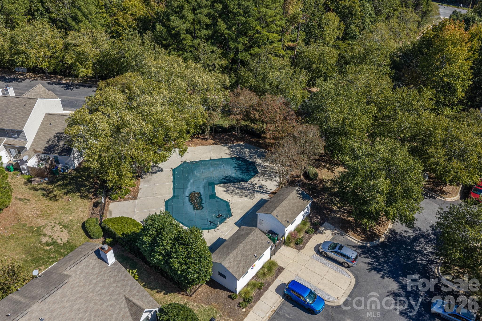 Townhouse at 3250 Summercroft Loop, Charlotte, photo 3 of 15