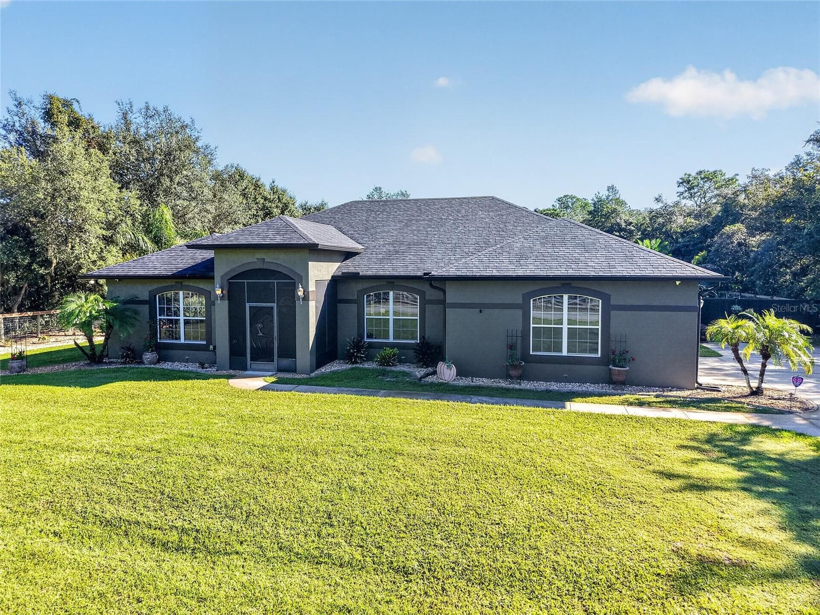 Single Family Residence at 42626 ROYAL TRAILS RD, EUSTIS, photo 2 of 51