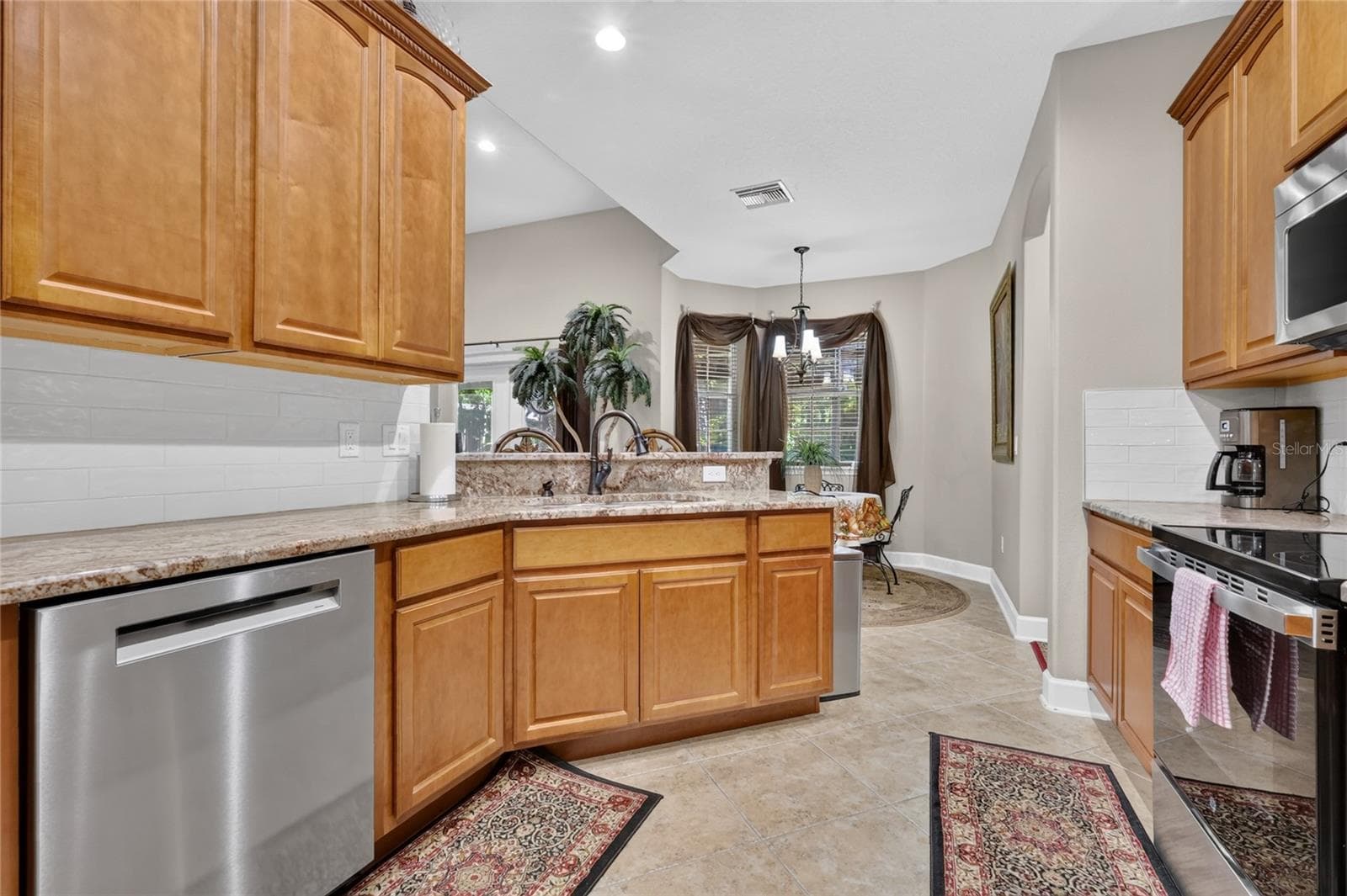 Single Family Residence at 42626 ROYAL TRAILS RD, EUSTIS, photo 11 of 51