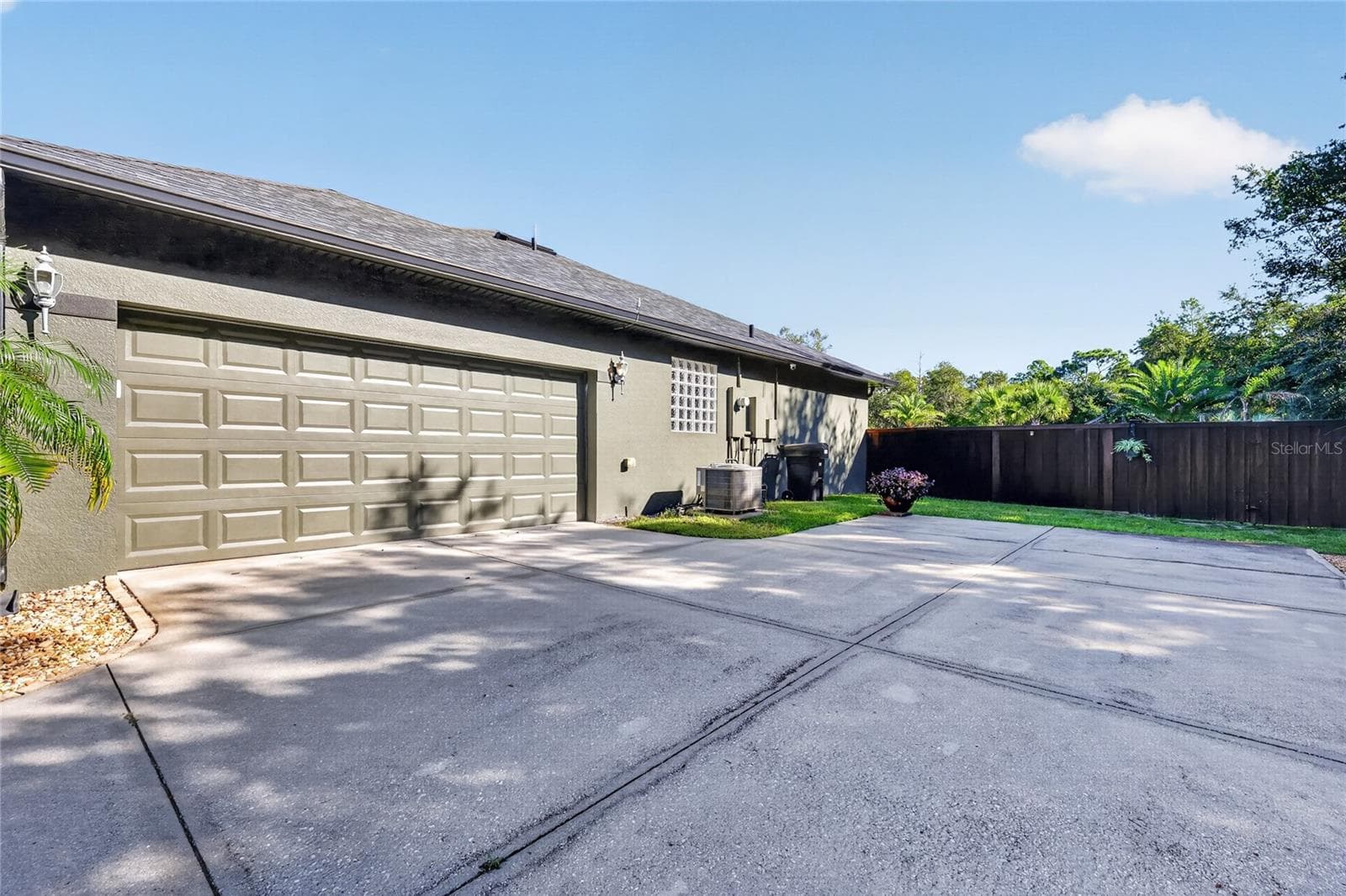 Single Family Residence at 42626 ROYAL TRAILS RD, EUSTIS, photo 32 of 51