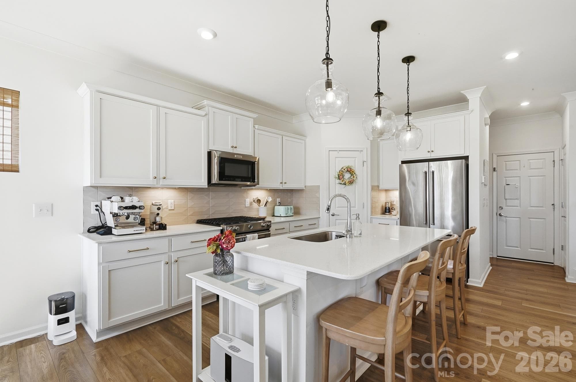 Single Family Residence at 15506 Parkside Crossing Drive, Charlotte, photo 16 of 47