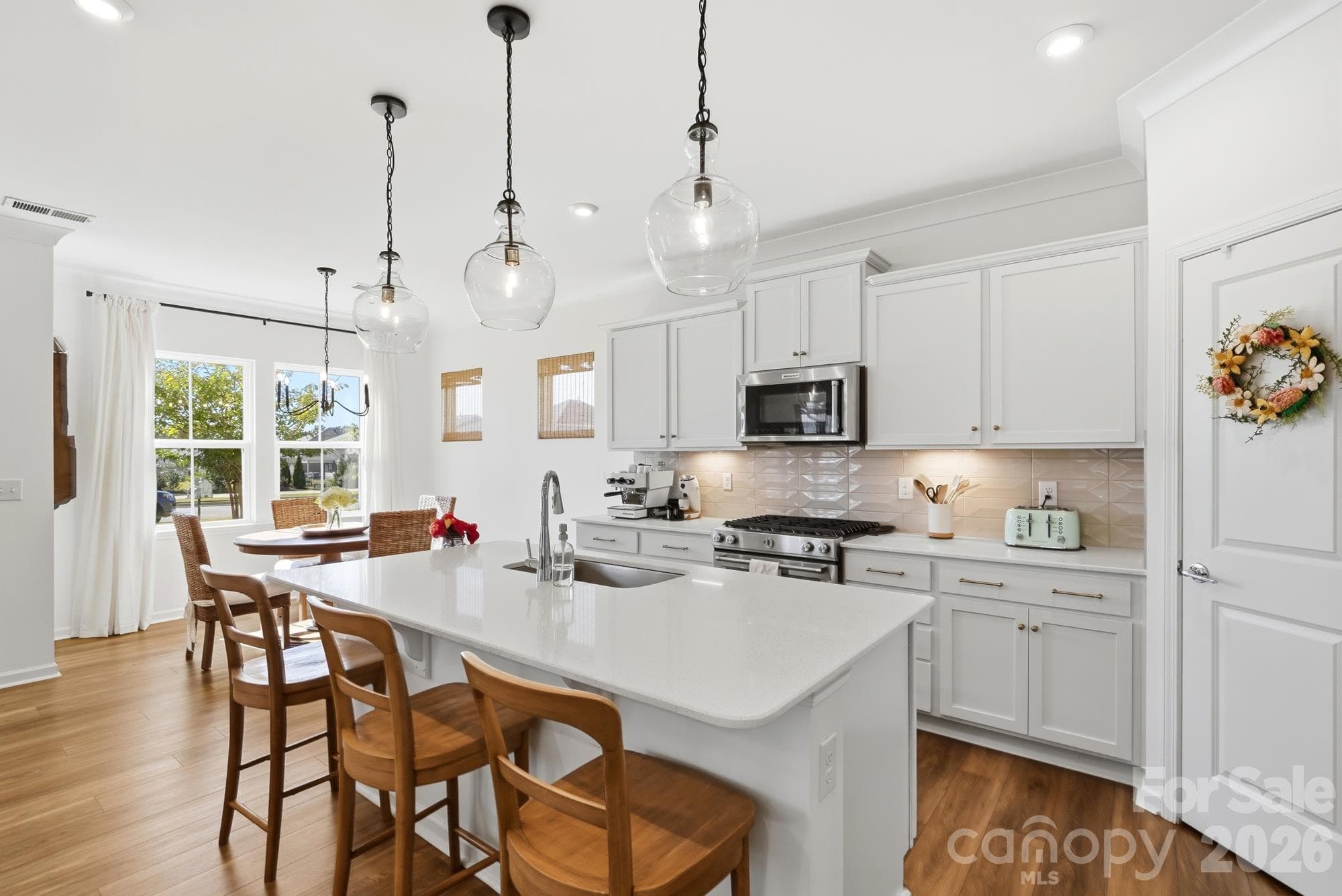 Single Family Residence at 15506 Parkside Crossing Drive, Charlotte, photo 18 of 47