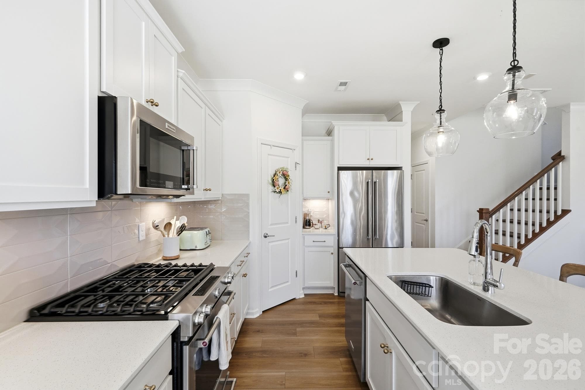 Single Family Residence at 15506 Parkside Crossing Drive, Charlotte, photo 21 of 47