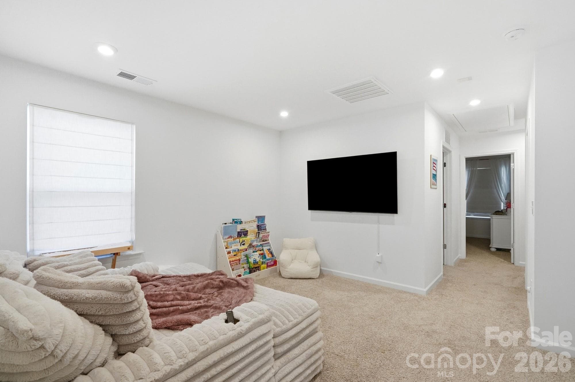 Single Family Residence at 15506 Parkside Crossing Drive, Charlotte, photo 30 of 47
