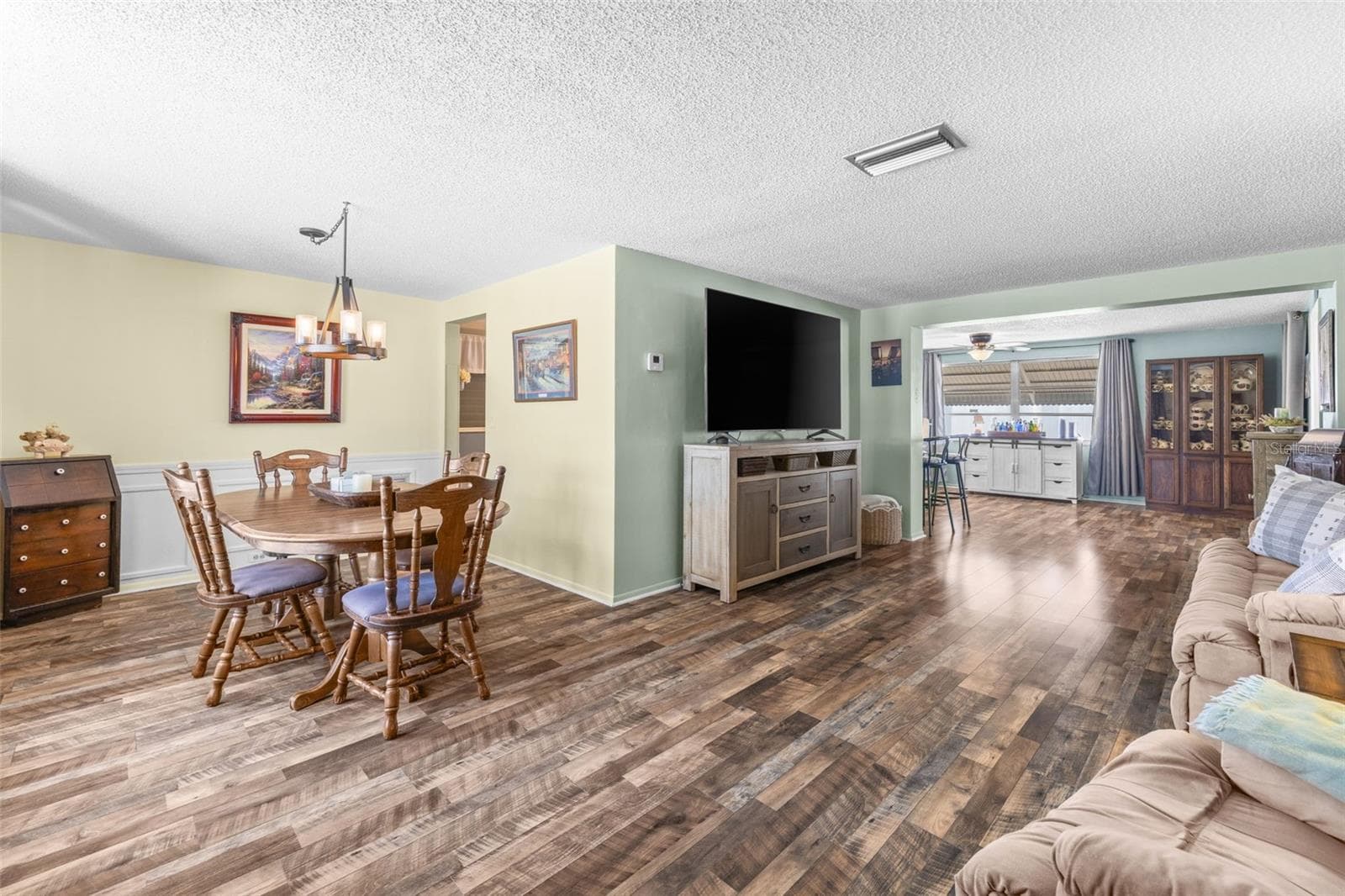 Single Family Residence at 3629 KINGSBURY DR, HOLIDAY, photo 10 of 34