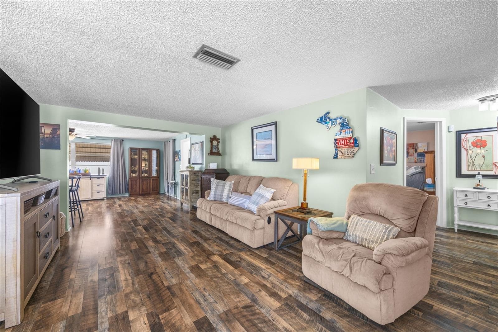 Single Family Residence at 3629 KINGSBURY DR, HOLIDAY, photo 11 of 34