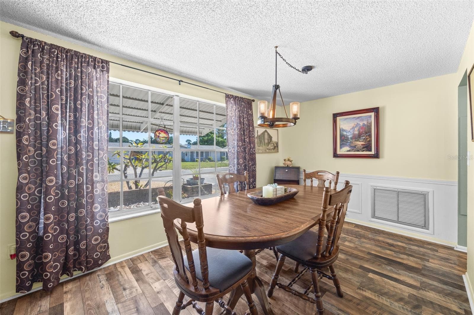 Single Family Residence at 3629 KINGSBURY DR, HOLIDAY, photo 12 of 34