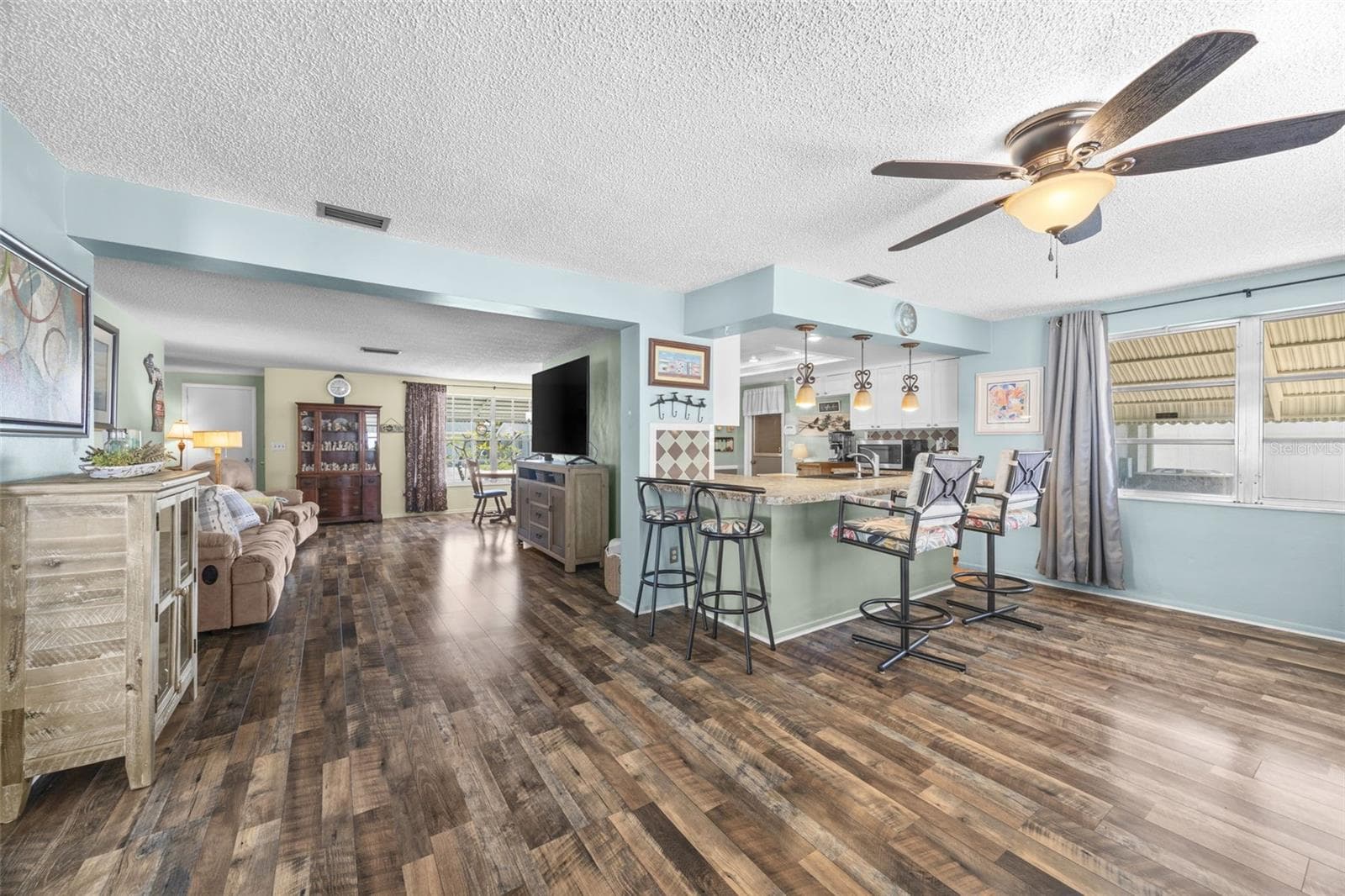 Single Family Residence at 3629 KINGSBURY DR, HOLIDAY, photo 14 of 34