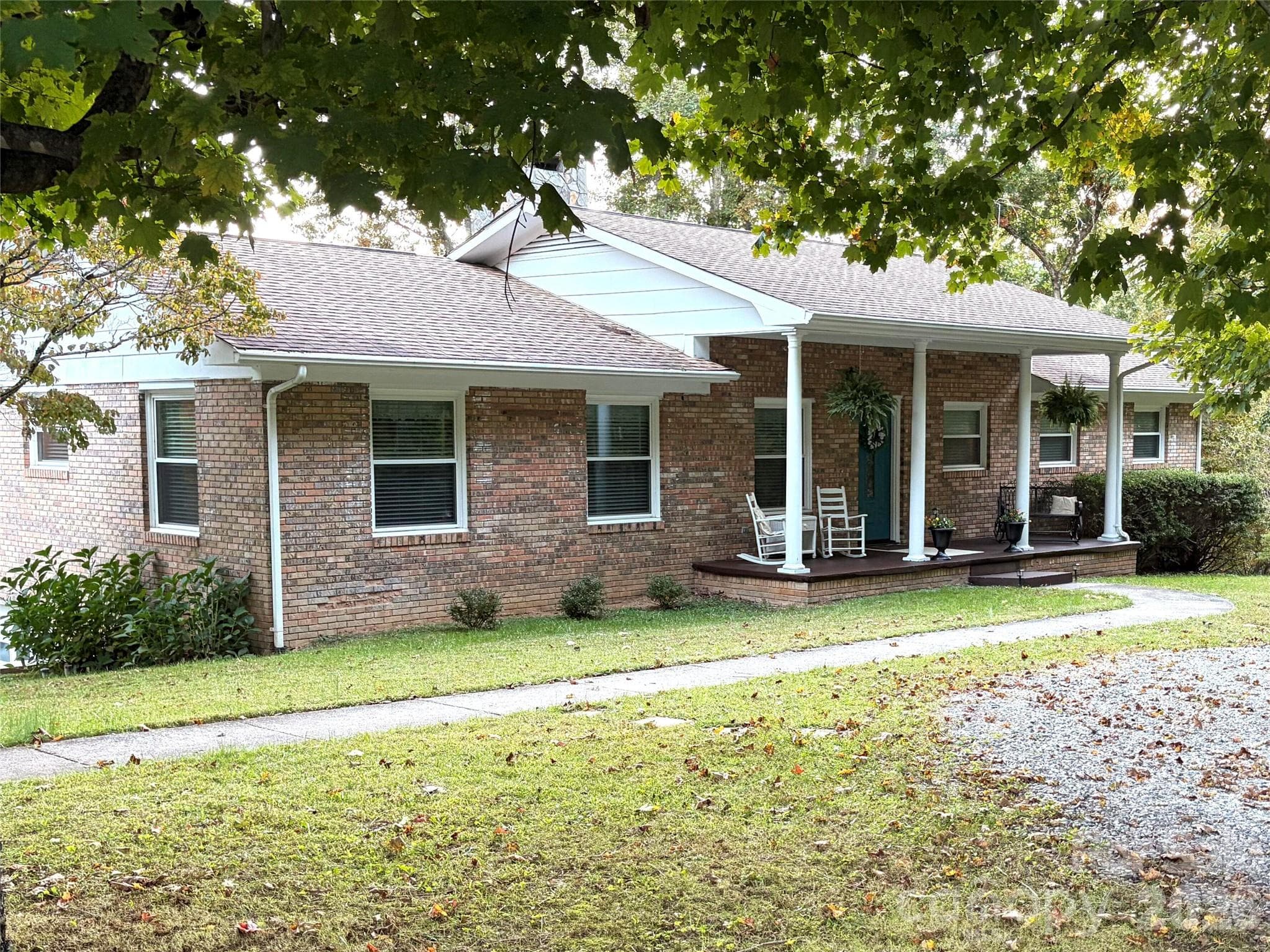 Single Family Residence at 430 Carters Ridge Road, Spruce Pine, photo 2 of 10