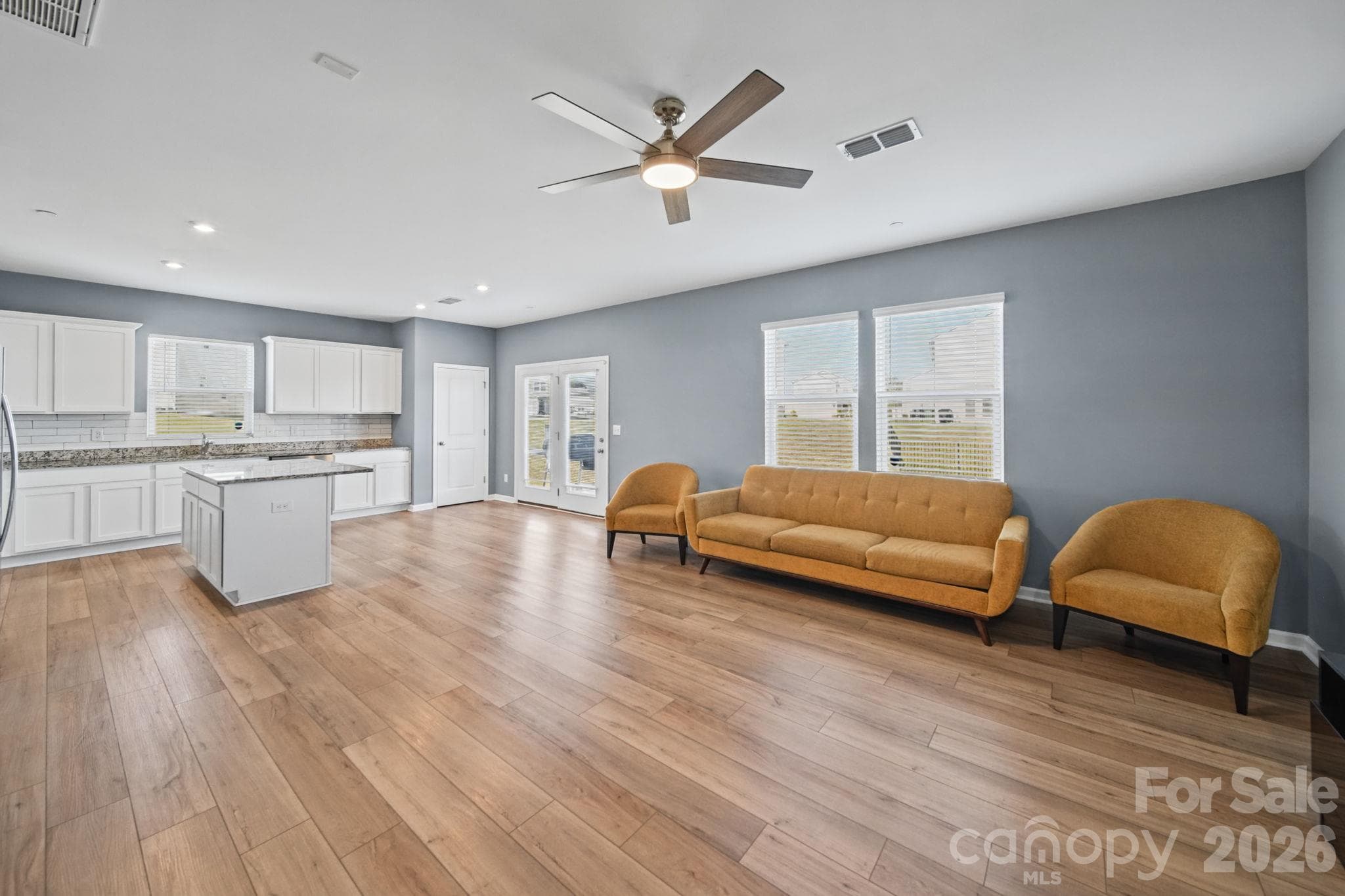 Single Family Residence at 3082 Bell Spur Avenue SW, Concord, photo 5 of 30