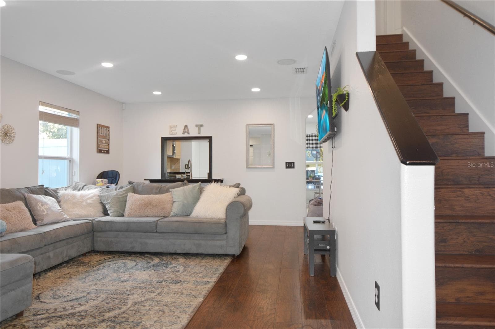 Single Family Residence at 12617 WHITE BLUFF RD, HUDSON, photo 5 of 48