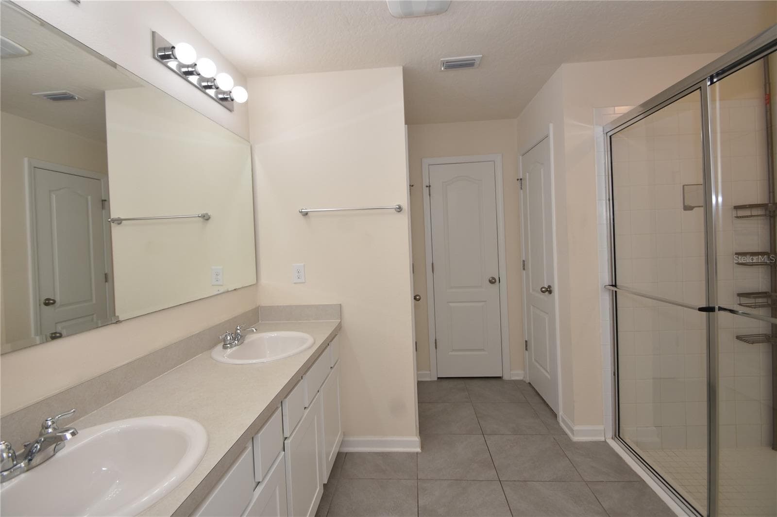 Single Family Residence at 52 OAKLEAF WAY, PALM COAST, photo 17 of 38