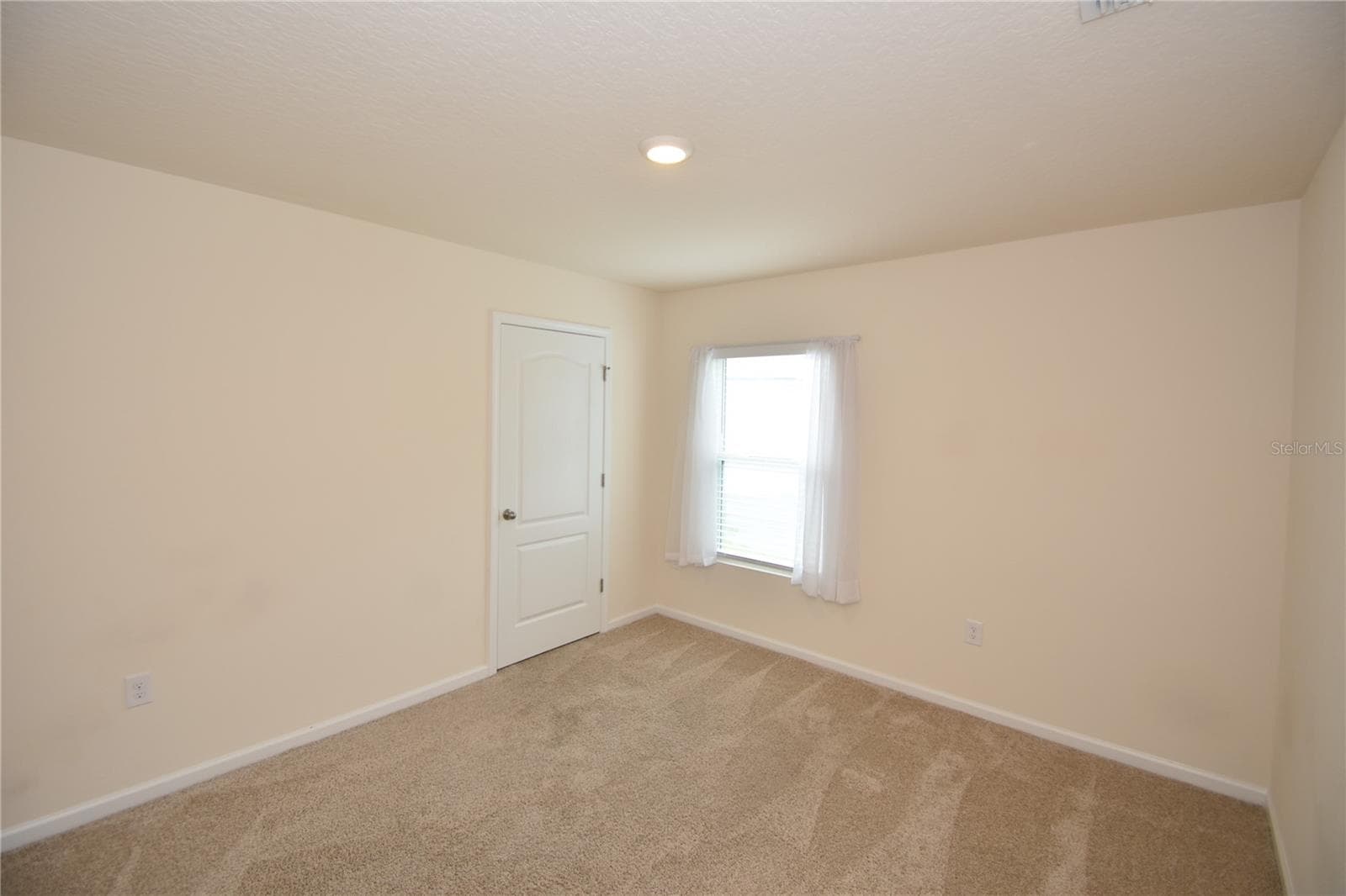 Single Family Residence at 52 OAKLEAF WAY, PALM COAST, photo 29 of 38