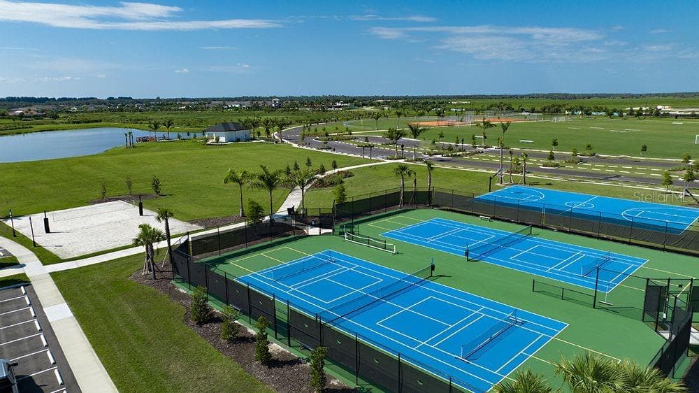 The Towns at Skye Ranch Community - 10809 ECLIPSE ST, SARASOTA