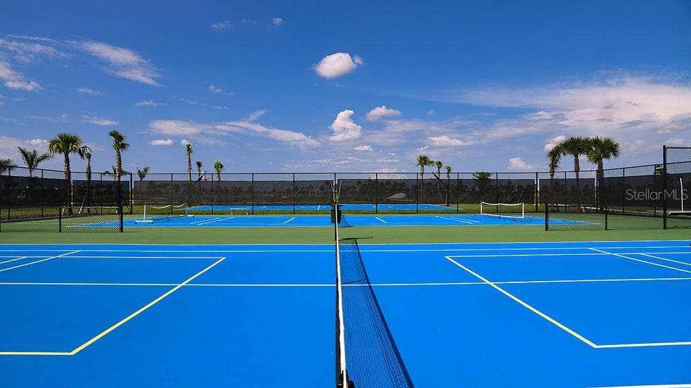 The Towns at Skye Ranch Community - 10809 ECLIPSE ST, SARASOTA