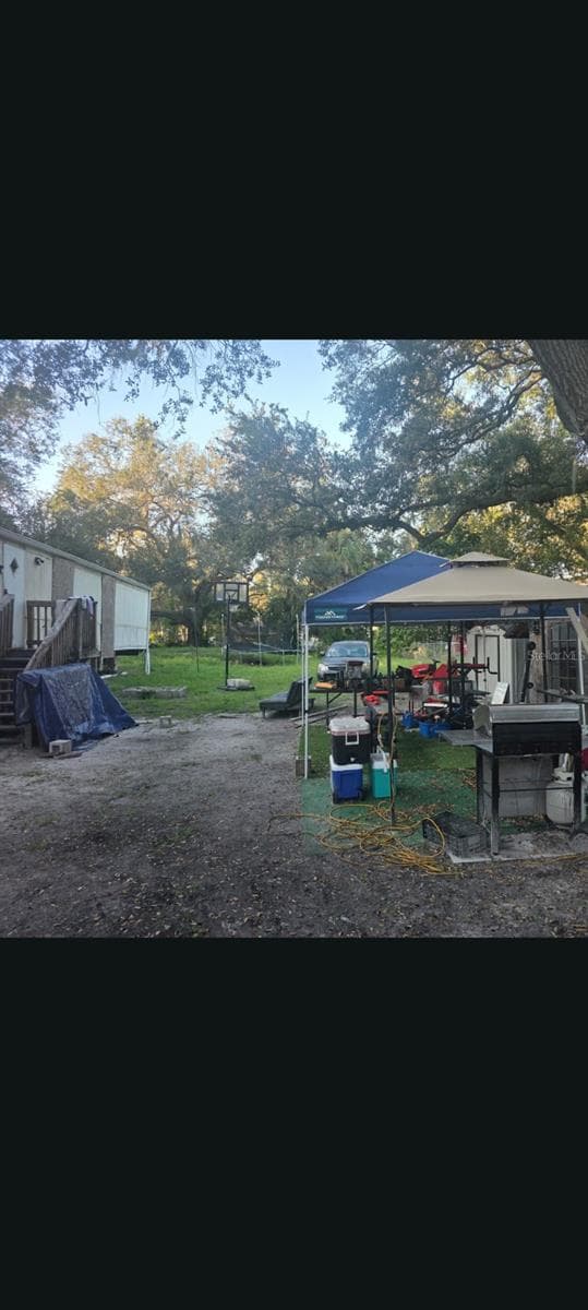 Manufactured Home at 6108 BEACH AVE, GIBSONTON, photo 9 of 11