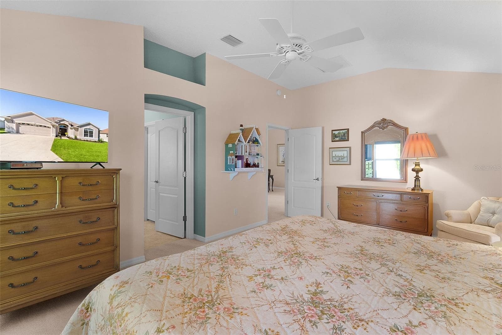 Single Family Residence at 2908 MANOR DOWNS, THE VILLAGES, photo 20 of 59