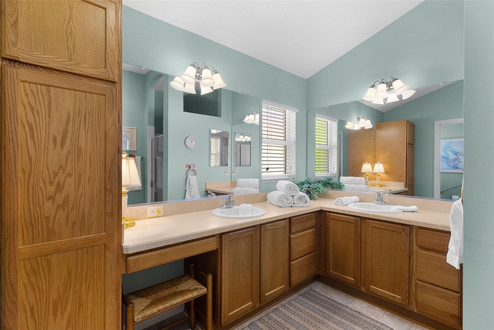 Single Family Residence at 2908 MANOR DOWNS, THE VILLAGES, photo 21 of 59