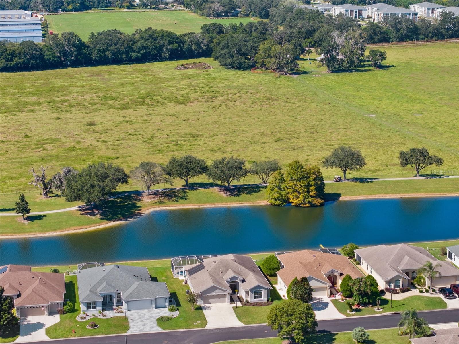 Single Family Residence at 2908 MANOR DOWNS, THE VILLAGES, photo 36 of 59