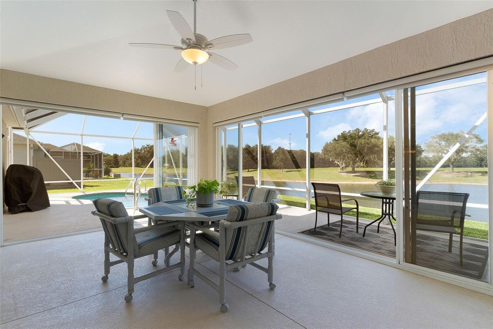 Single Family Residence at 2908 MANOR DOWNS, THE VILLAGES, photo 38 of 59