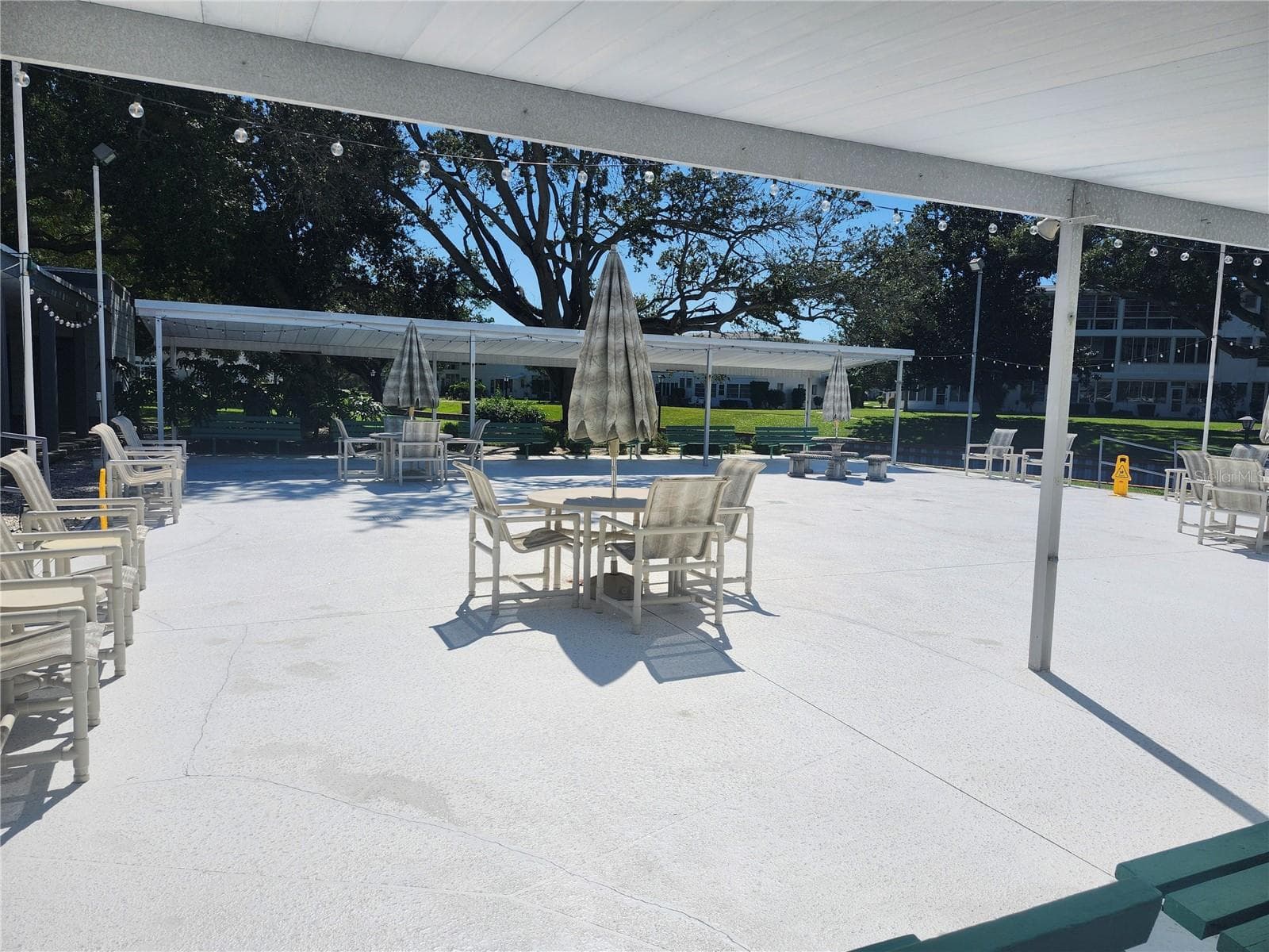 Gathering spot - 11201 80TH AVE #201, SEMINOLE