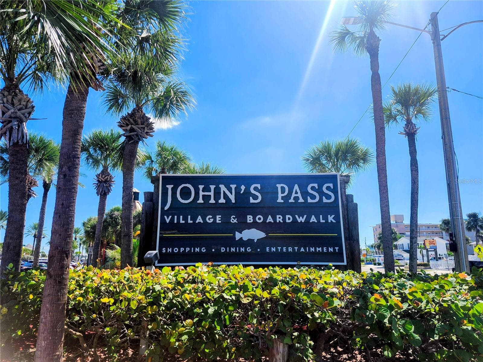 Famous John's Pass - 11201 80TH AVE #201, SEMINOLE