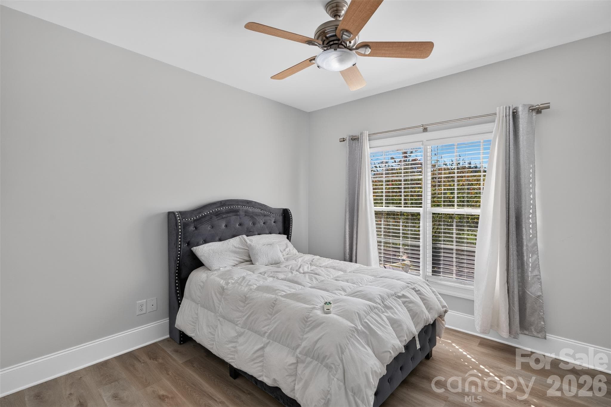 Single Family Residence at 6160 Neptune Drive, Denver, photo 11 of 40
