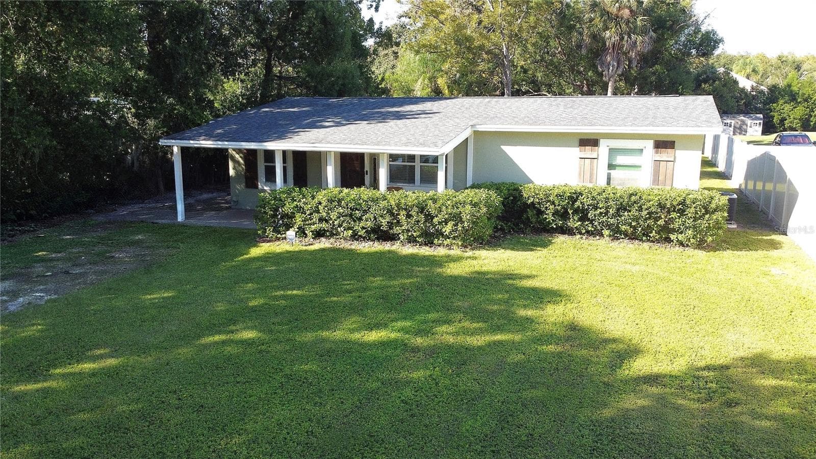 3831 HUDSON LN