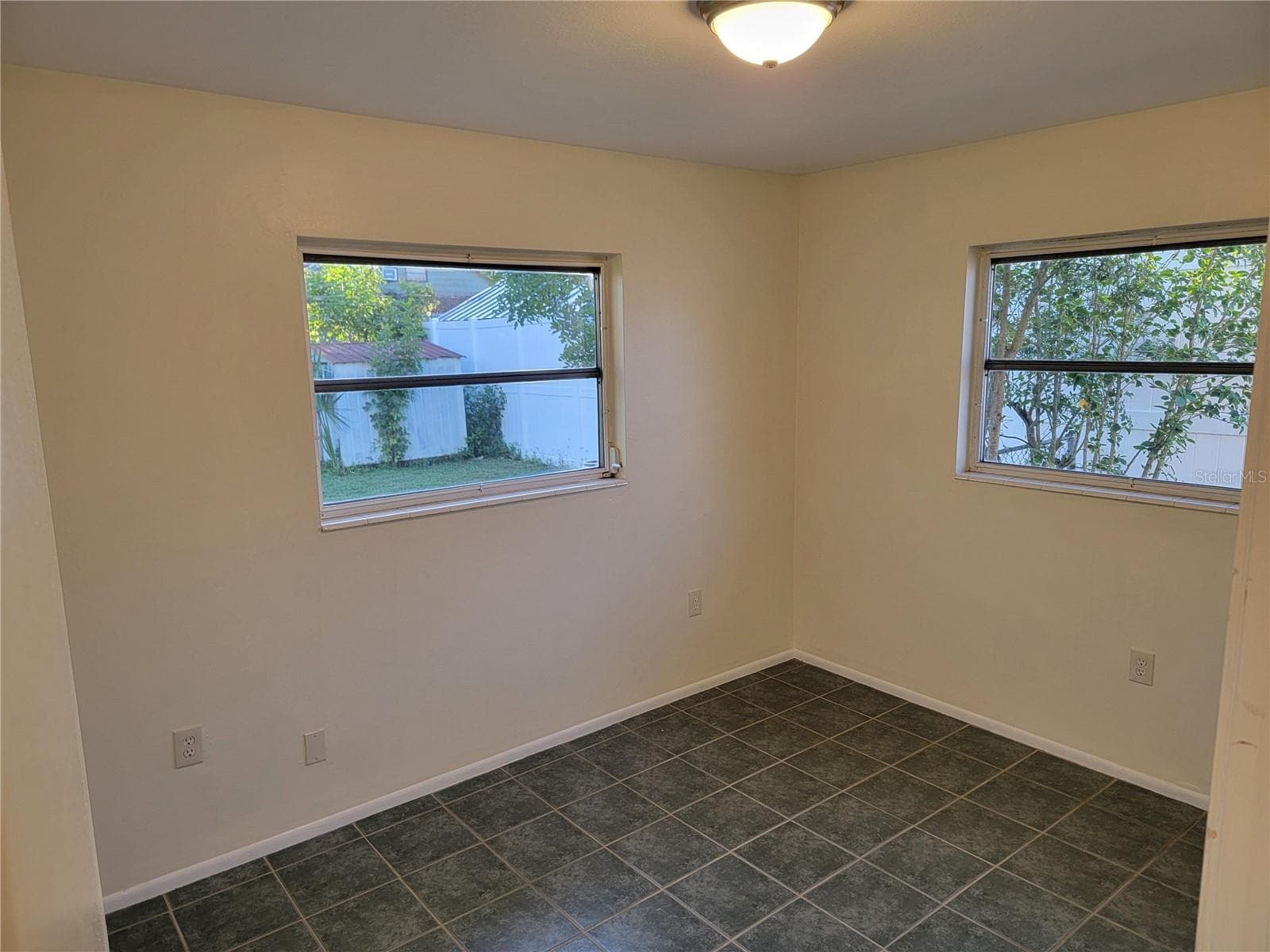 Single Family Residence at 3988 BERKSHIRE DR, SARASOTA, photo 26 of 33