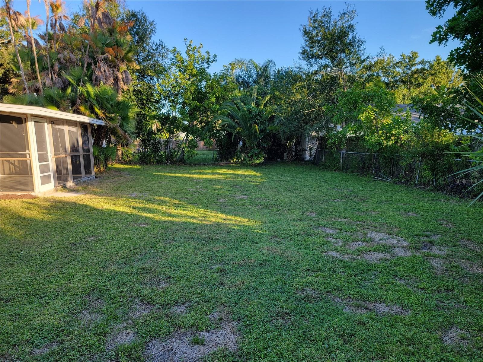 Single Family Residence at 3988 BERKSHIRE DR, SARASOTA, photo 32 of 33