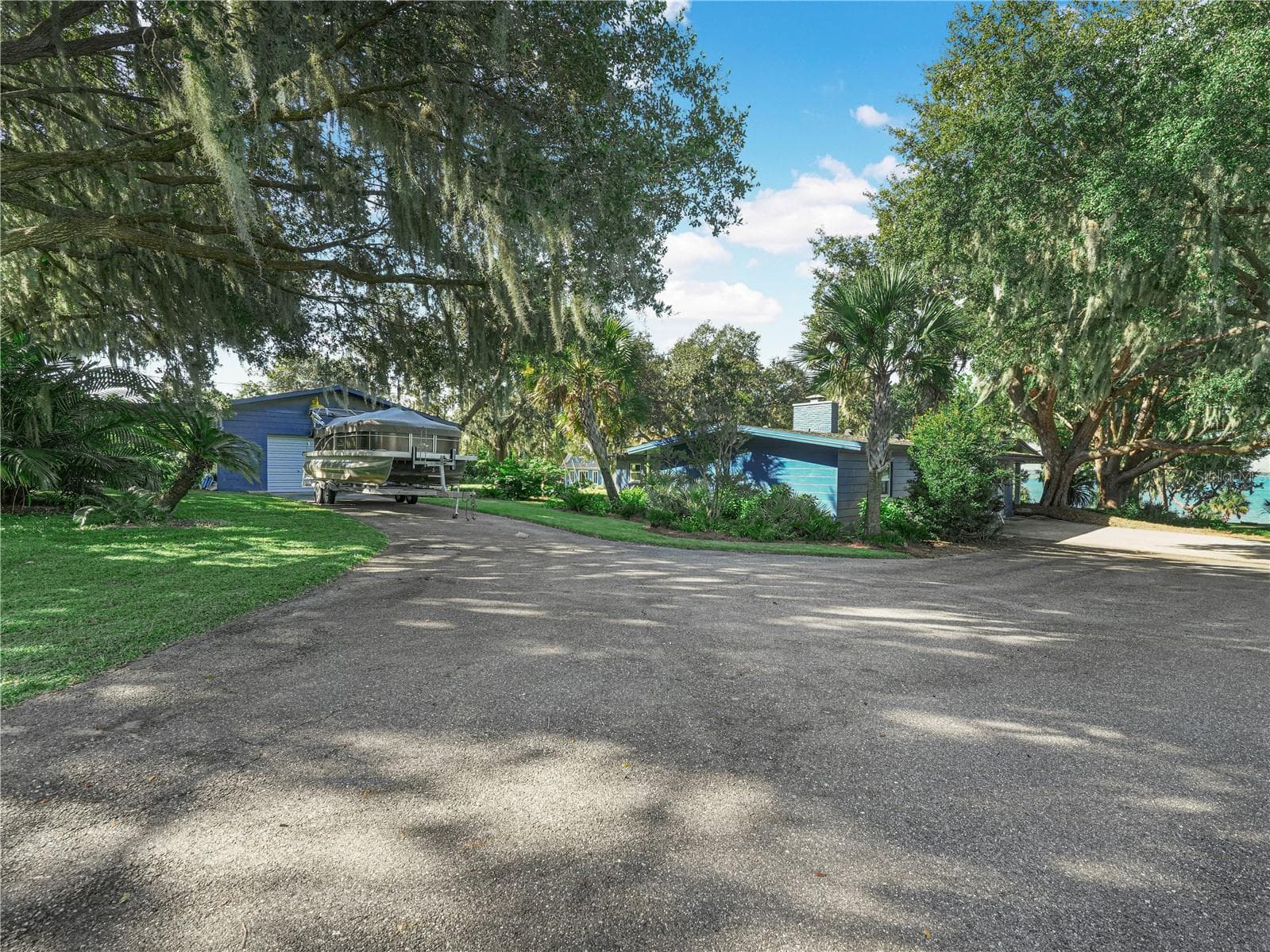 House and Garage - 1329 HOLLISTER RD, BABSON PARK