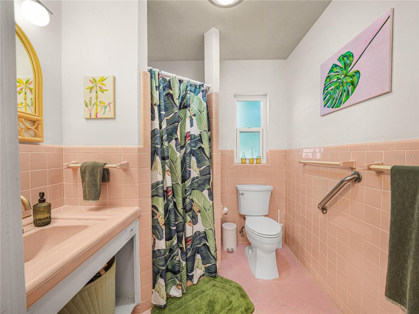Primary Bathroom - 1329 HOLLISTER RD, BABSON PARK