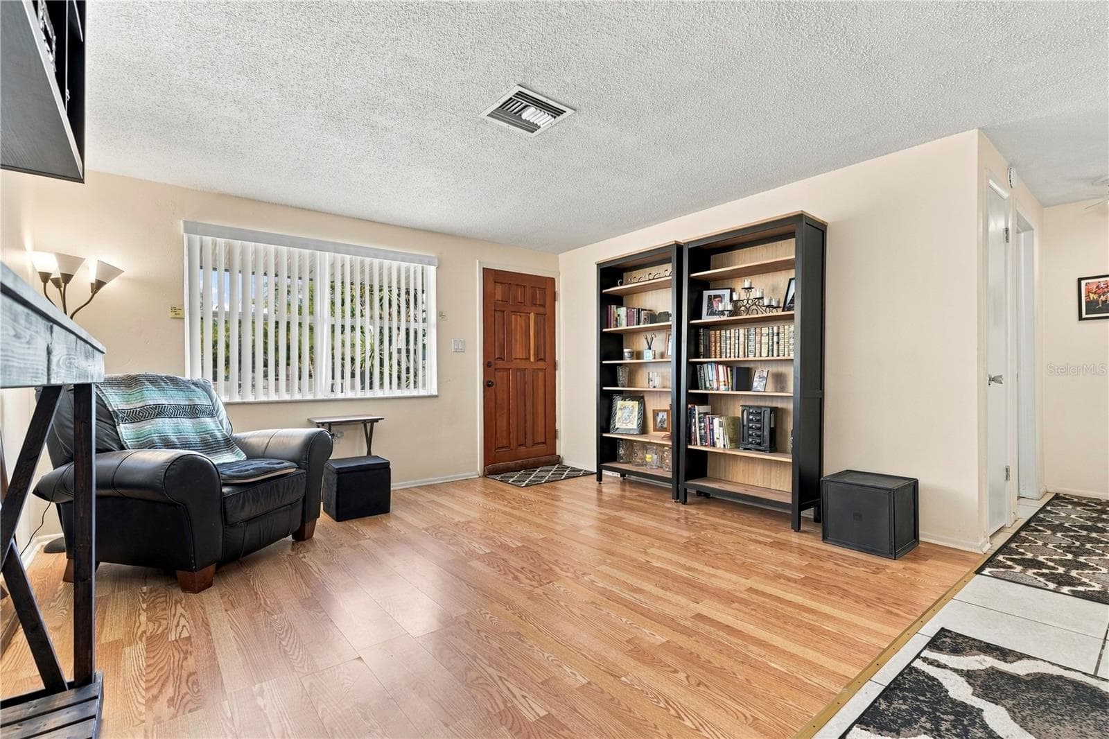 Single Family Residence at 1042 VIKING DR, HOLIDAY, photo 5 of 50