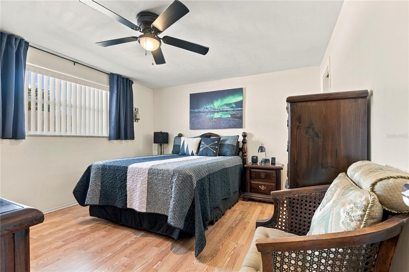 Single Family Residence at 1042 VIKING DR, HOLIDAY, photo 32 of 50